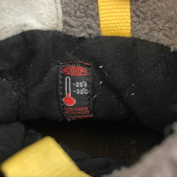 Keen Youth Big Kids Basin Waterproof Insulated Winter Snow Boots - Picture 7 of 8